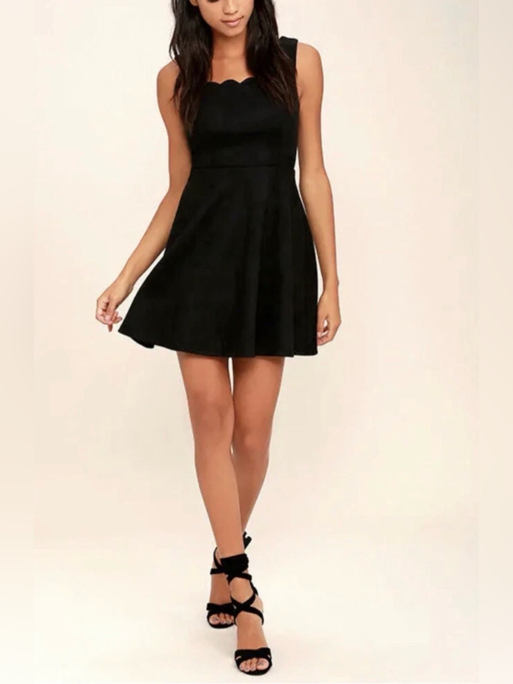 Lulus Black Fit & Flare Sleeveless Dress Scalloped Detail Women’s Sz Medium
